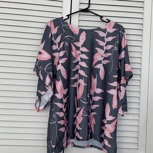 Heliconia tiffany blouse by simply sisters